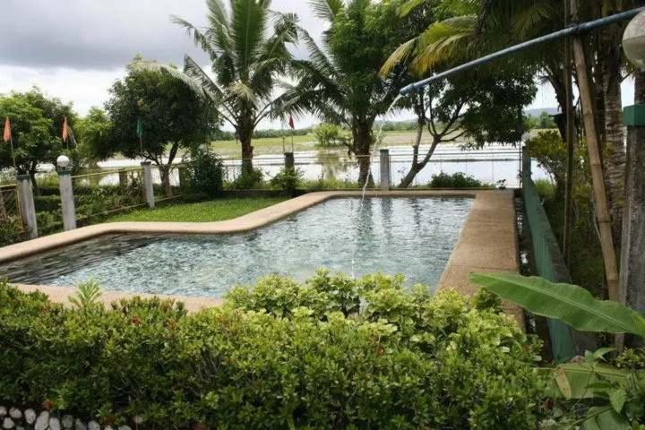 Hotel Pantropi-Coco Farm à Calapan Extérieur photo